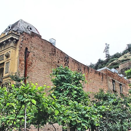 Holiday House Tbilisi Ngoại thất bức ảnh