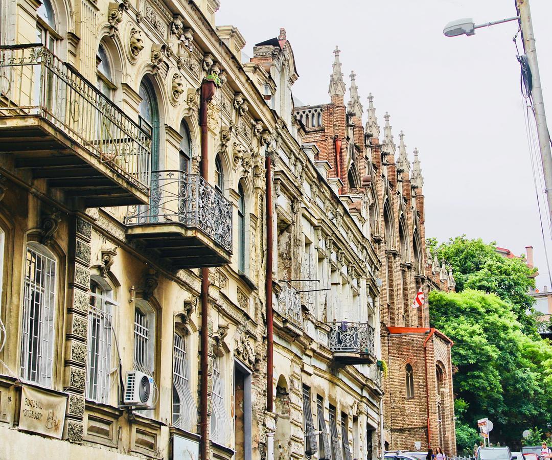 Holiday House Tbilisi Ngoại thất bức ảnh