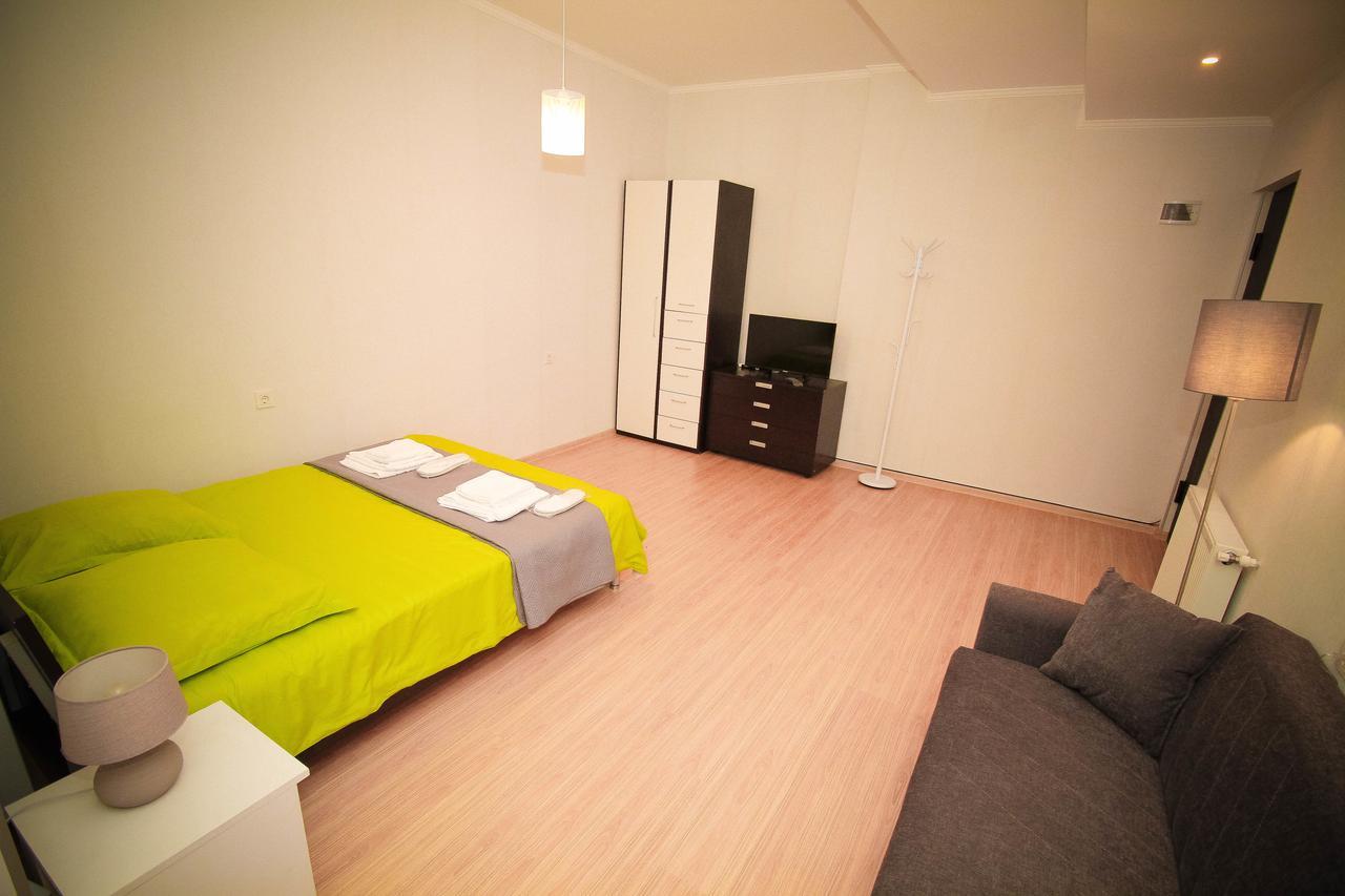 Holiday House Tbilisi Ngoại thất bức ảnh
