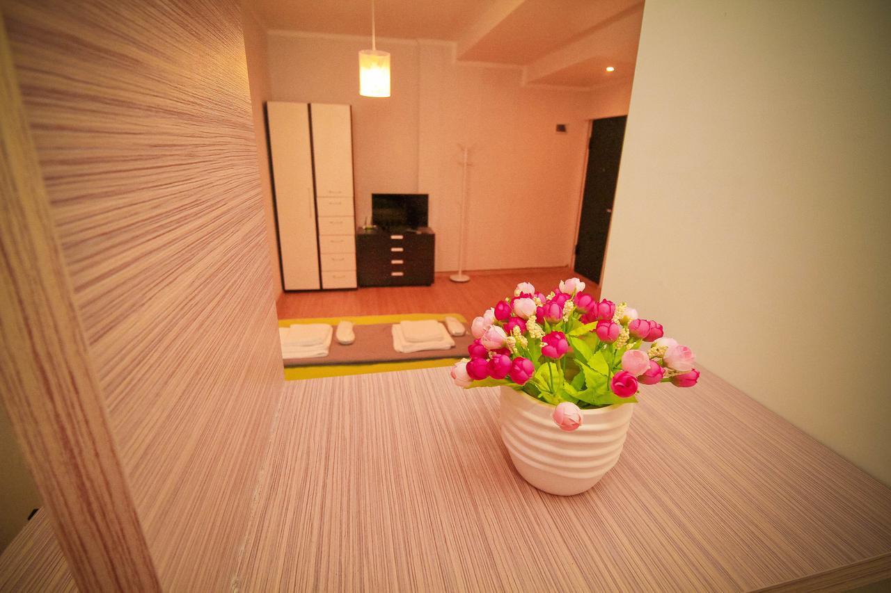 Holiday House Tbilisi Ngoại thất bức ảnh