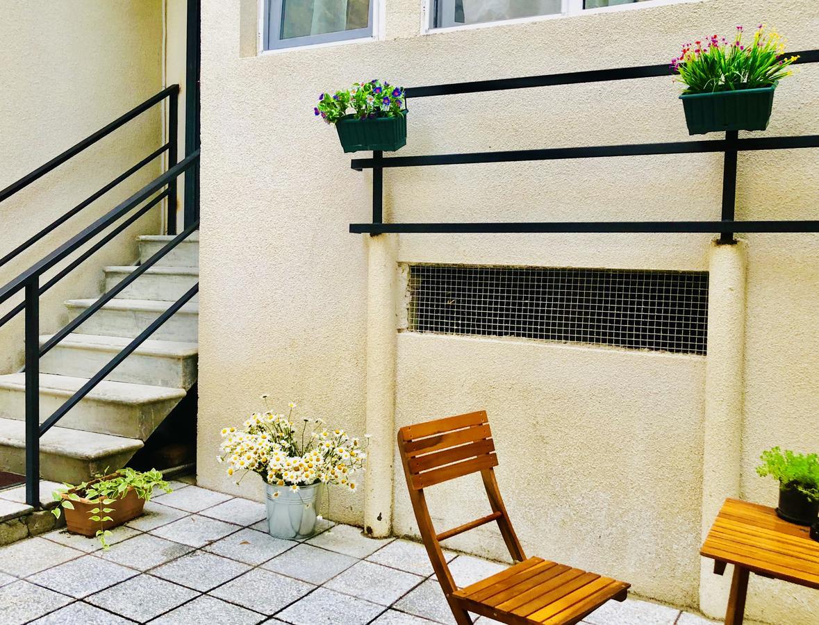 Holiday House Tbilisi Ngoại thất bức ảnh