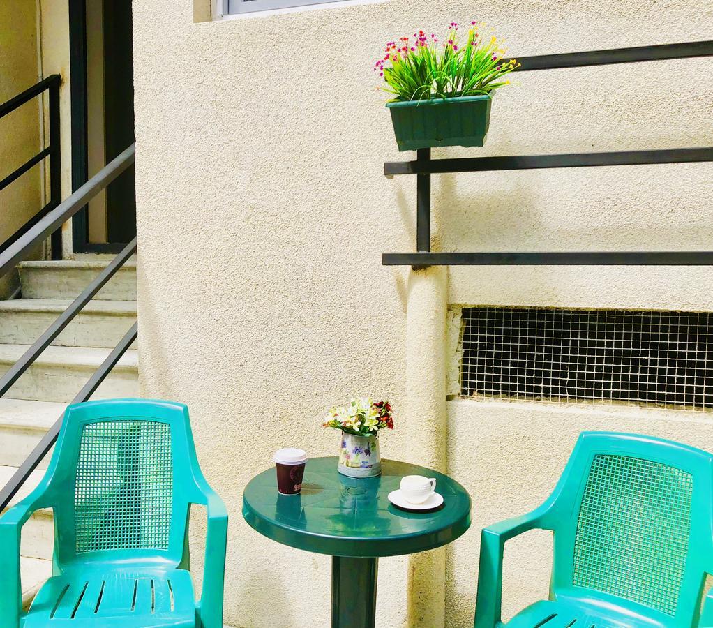 Holiday House Tbilisi Ngoại thất bức ảnh